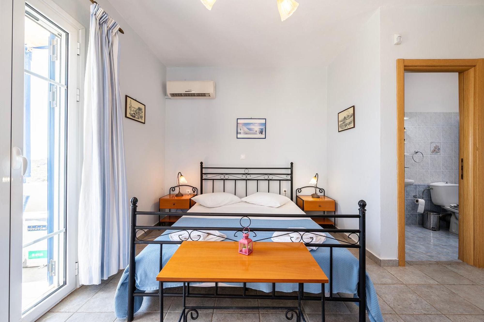 Agnadi Blue Apartments Diakofti Bagian luar foto