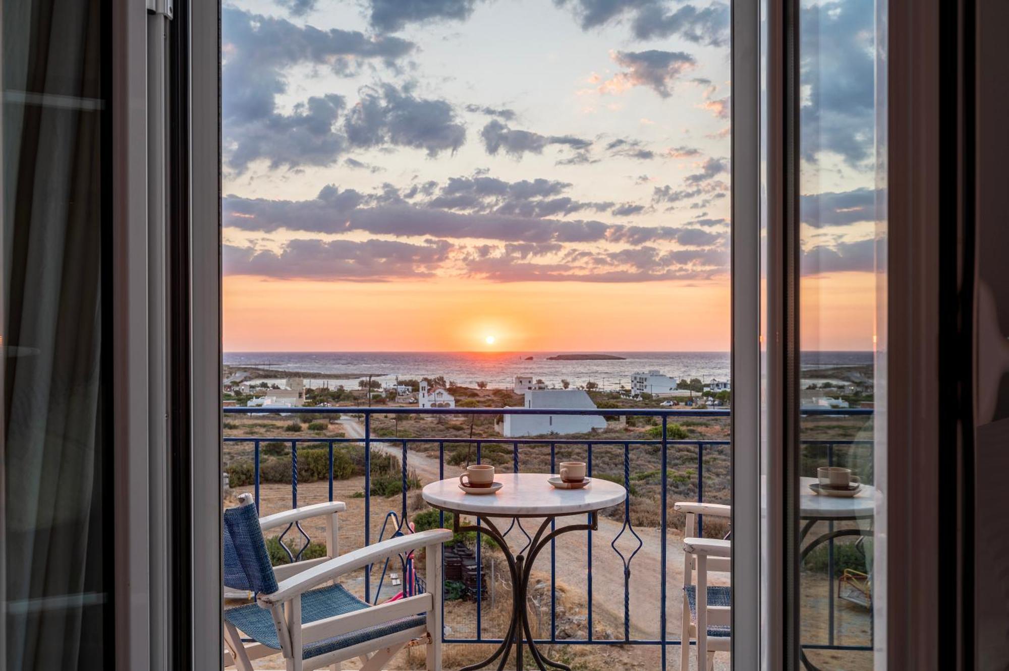 Agnadi Blue Apartments Diakofti Bagian luar foto